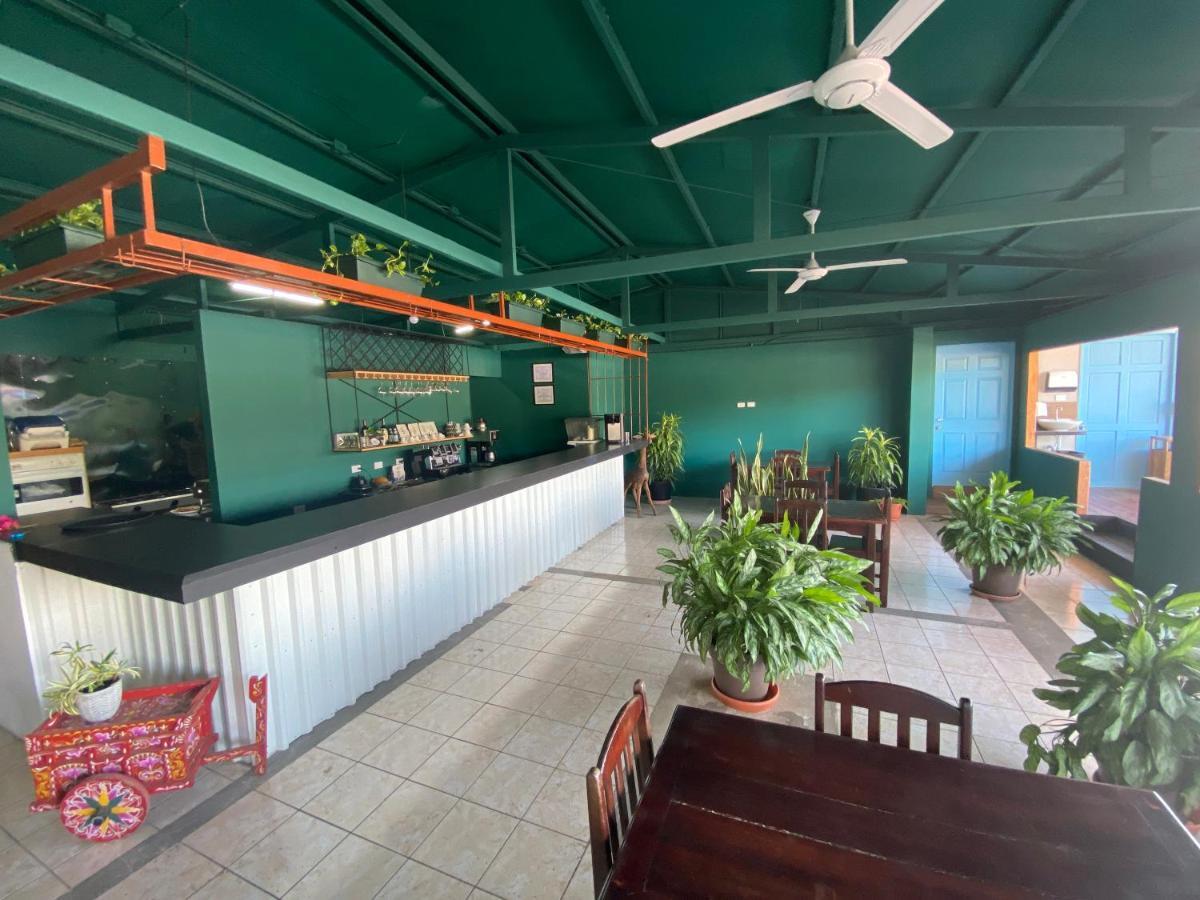 La Hacienda Rooms & Food Jacó Εξωτερικό φωτογραφία
