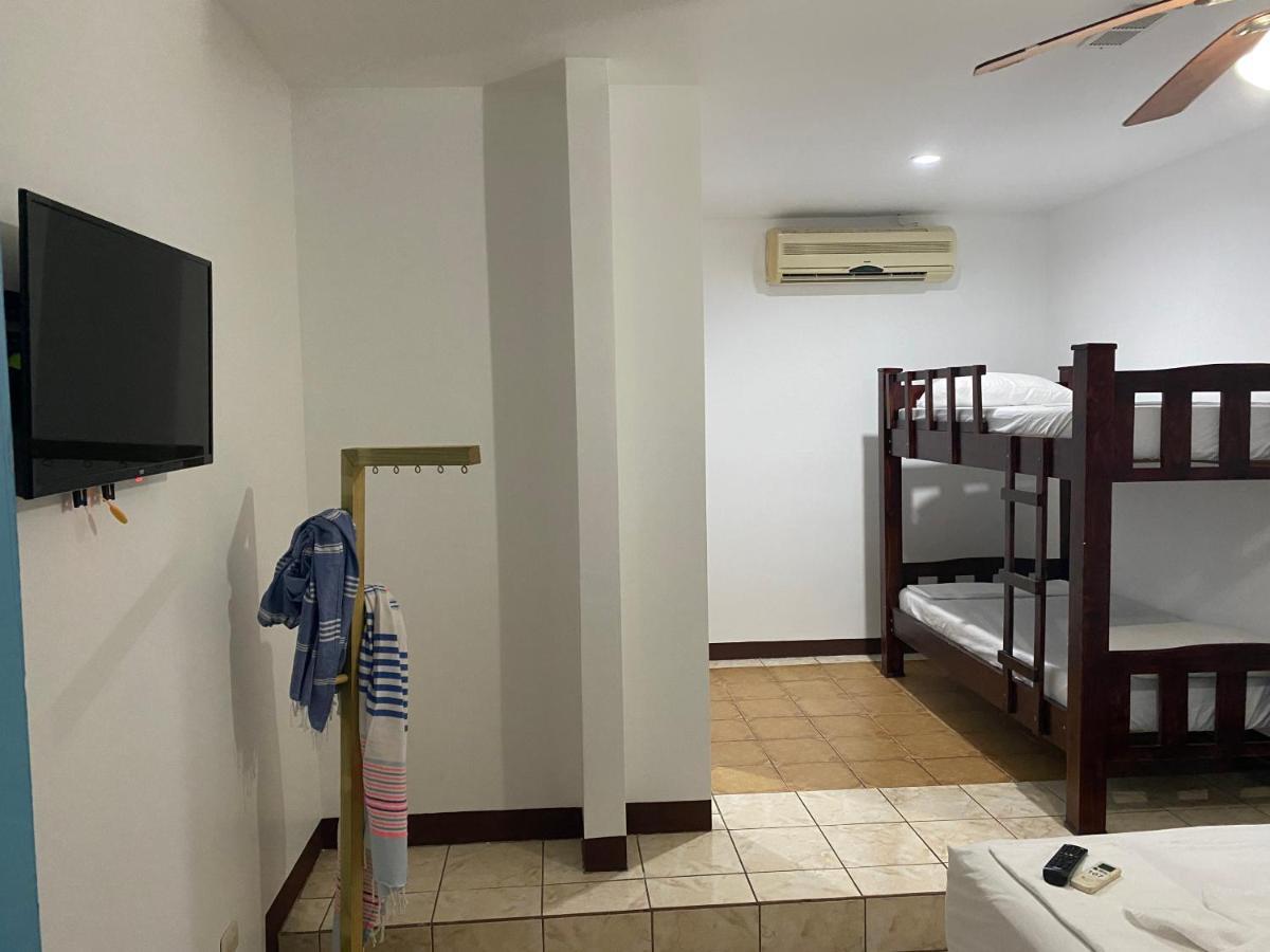 La Hacienda Rooms & Food Jacó Εξωτερικό φωτογραφία