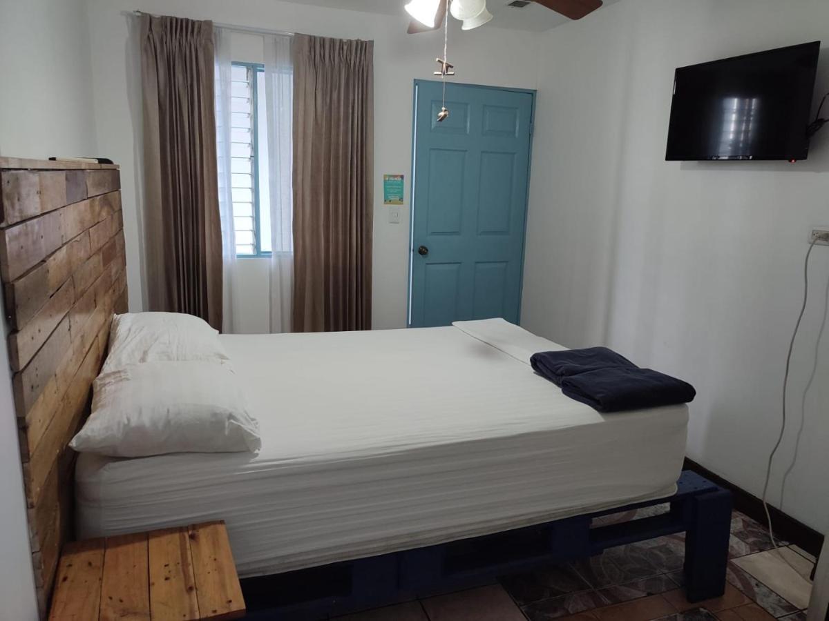 La Hacienda Rooms & Food Jacó Εξωτερικό φωτογραφία